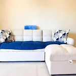 Oura Modern Poolside By Becherish *