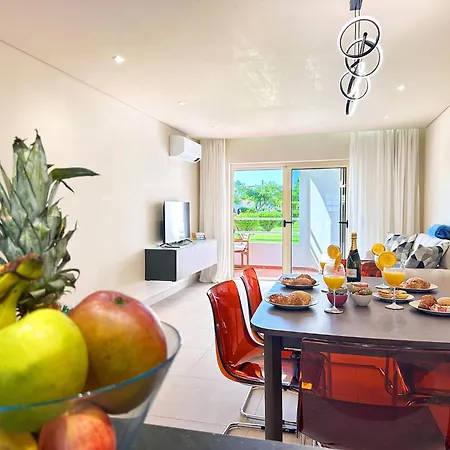 Apartamento Oura Modern Poolside By Becherish *